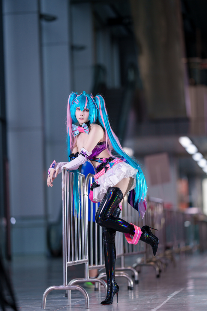 这好像是我第一次cos初音未来插图15爱奇漫