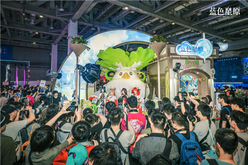 幻想大世界RPG《蓝色星原：旅谣》首次亮相Bilibili World 2024插图5爱奇漫