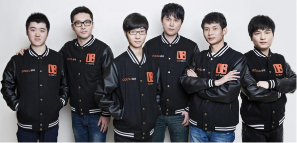 DOTA2圈主播掀起CS风潮,新人入坑小心“余额陷阱”插图爱奇漫 DOTA2圈主播掀起CS风潮,新人入坑小心“余额陷阱”插图爱奇漫